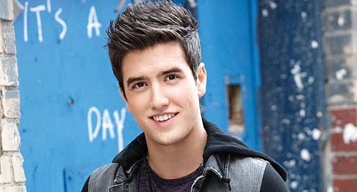 Logan Henderson of Big Time Rush arrives for the City of Hope News Photo   Getty Images