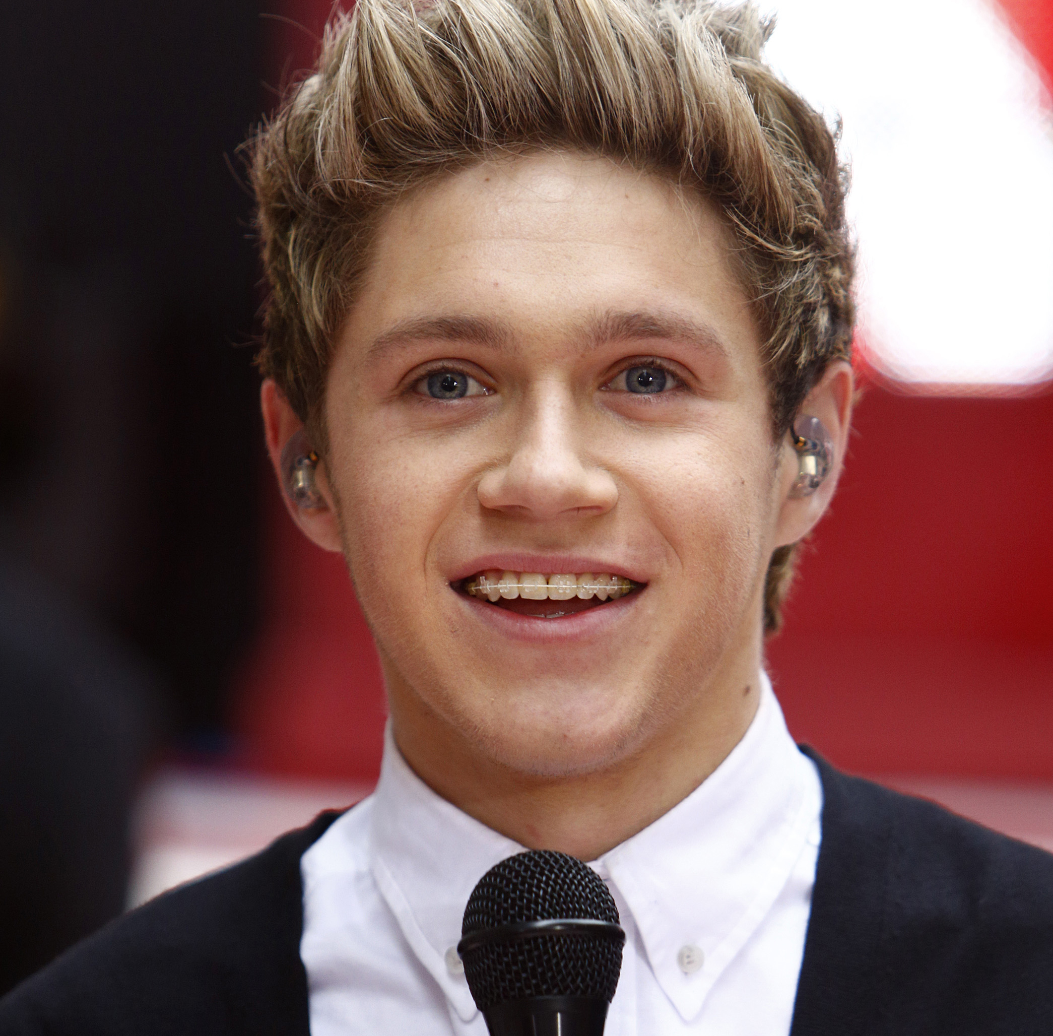 Niall horan deals braces