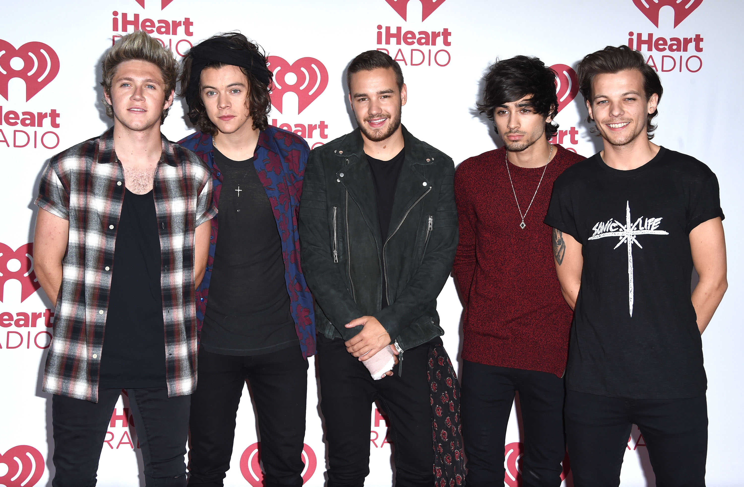 One Direction Adds More Dates to Their 'On The Road Again' 2015 Tour J14