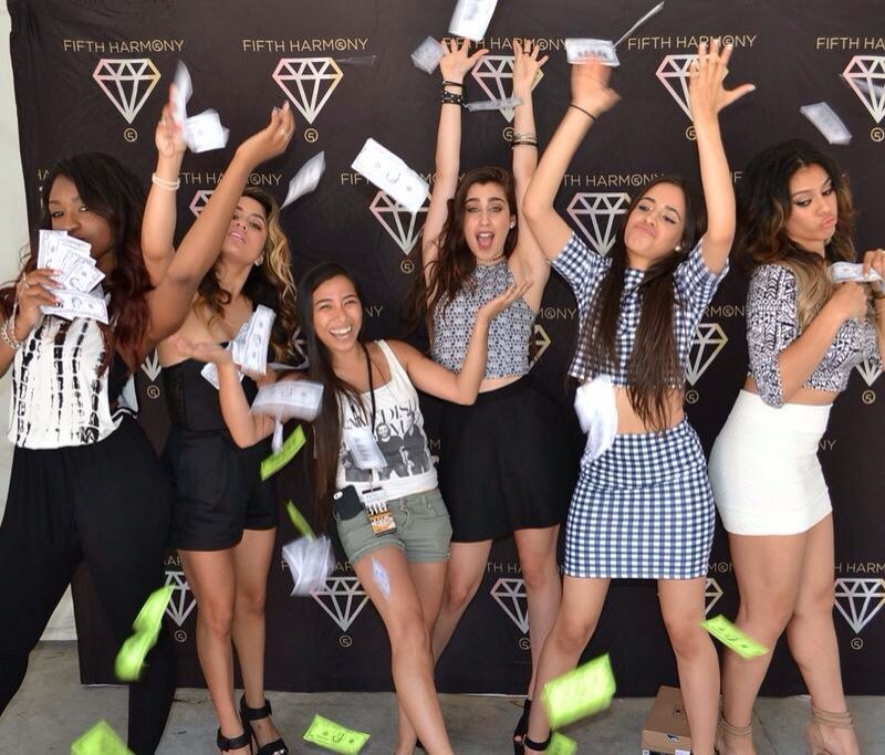 15 Photos That Prove Fifth Harmony Takes The Best Meet And Greet Pics Of All Time