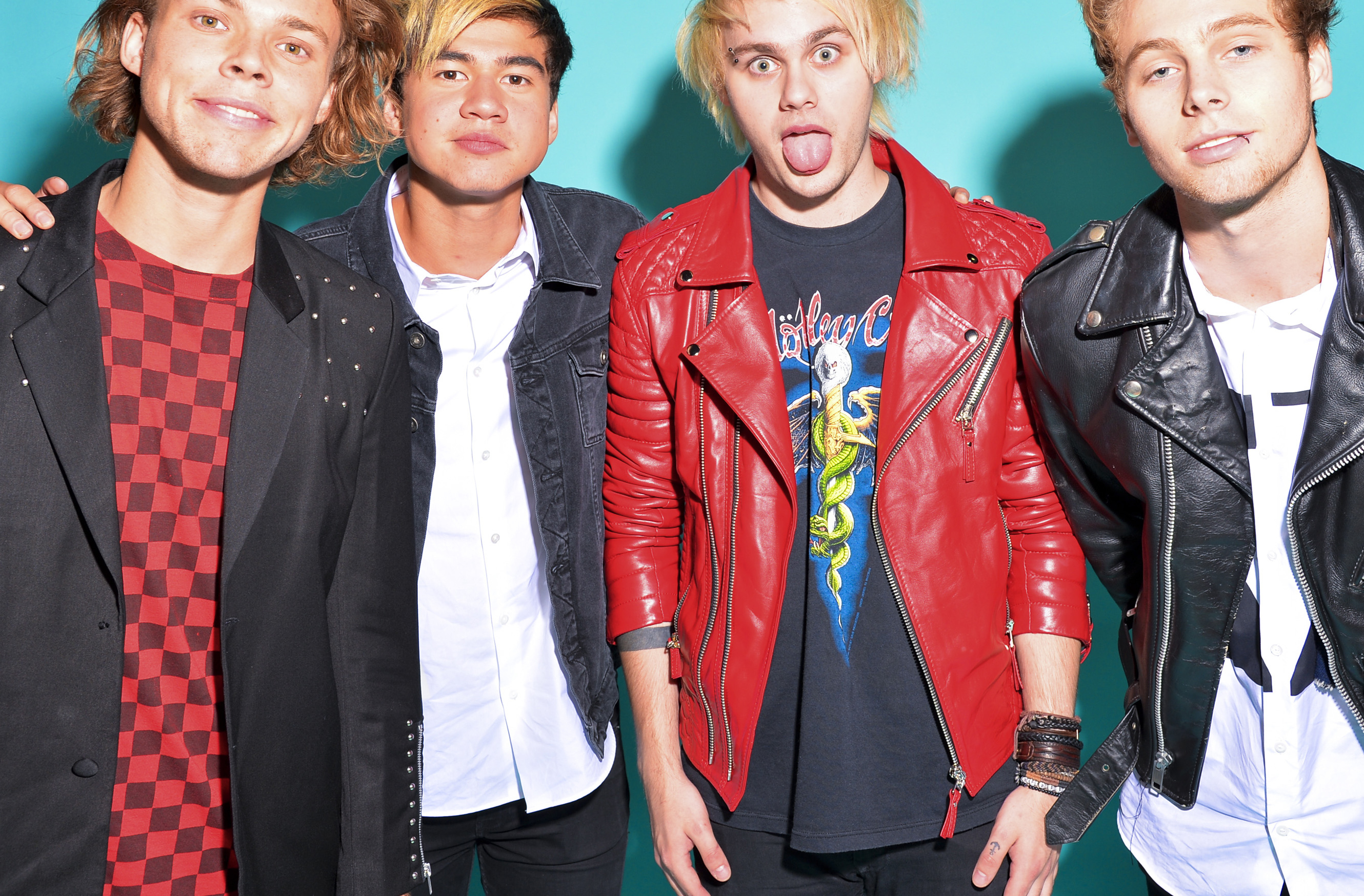 5 Seconds of Summer Forced To Change Their Logo After Copyright 