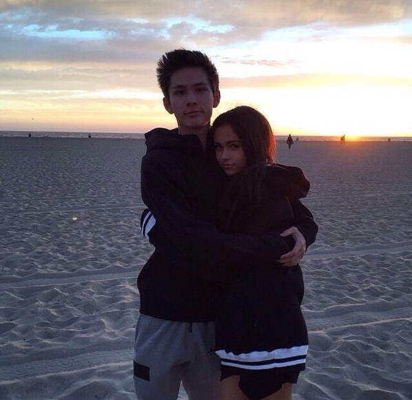 Carter Reynolds And Maggie Lindemann Web Star Posts Kissing Photo Of Ex Girlfriend