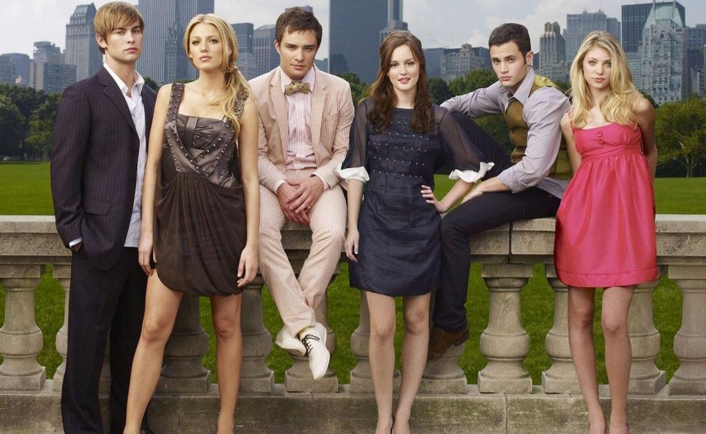 Ed Westwick Wants Gossip Girl Reunion Chuck Bass