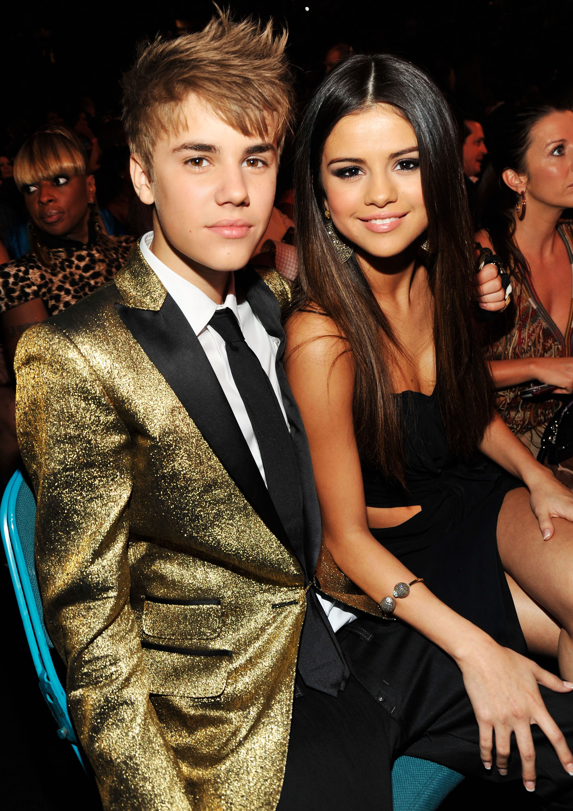 Selena Gomez Proves Shes Cool With Justin Biebers Ex Hailey Baldwin