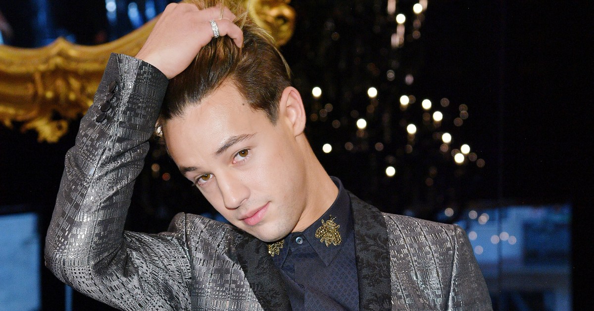 Cameron Dallas' Mom and Sister Shave His Head