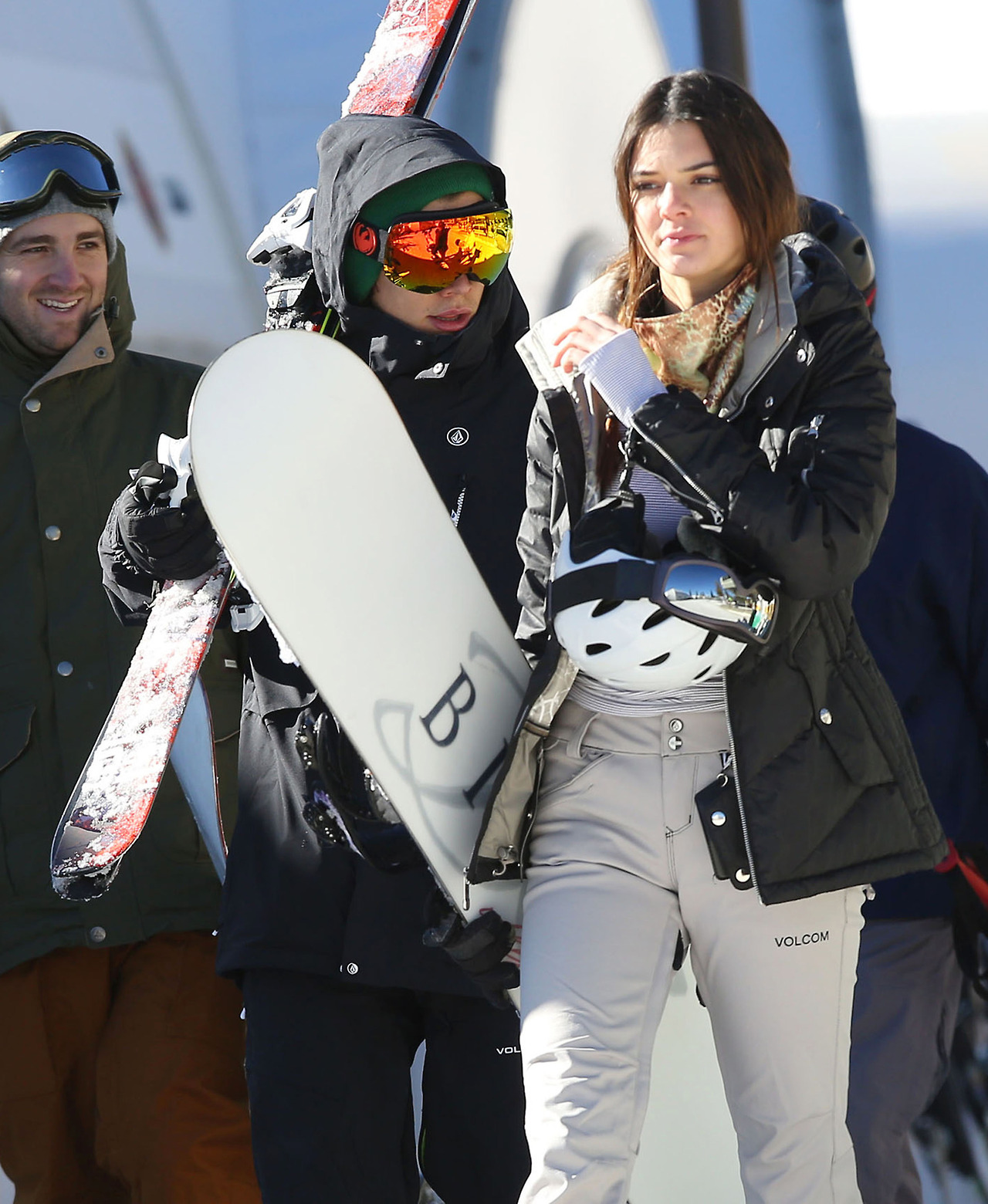 See New Pics Of Harry Styles And Kendall Jenner Snowboarding