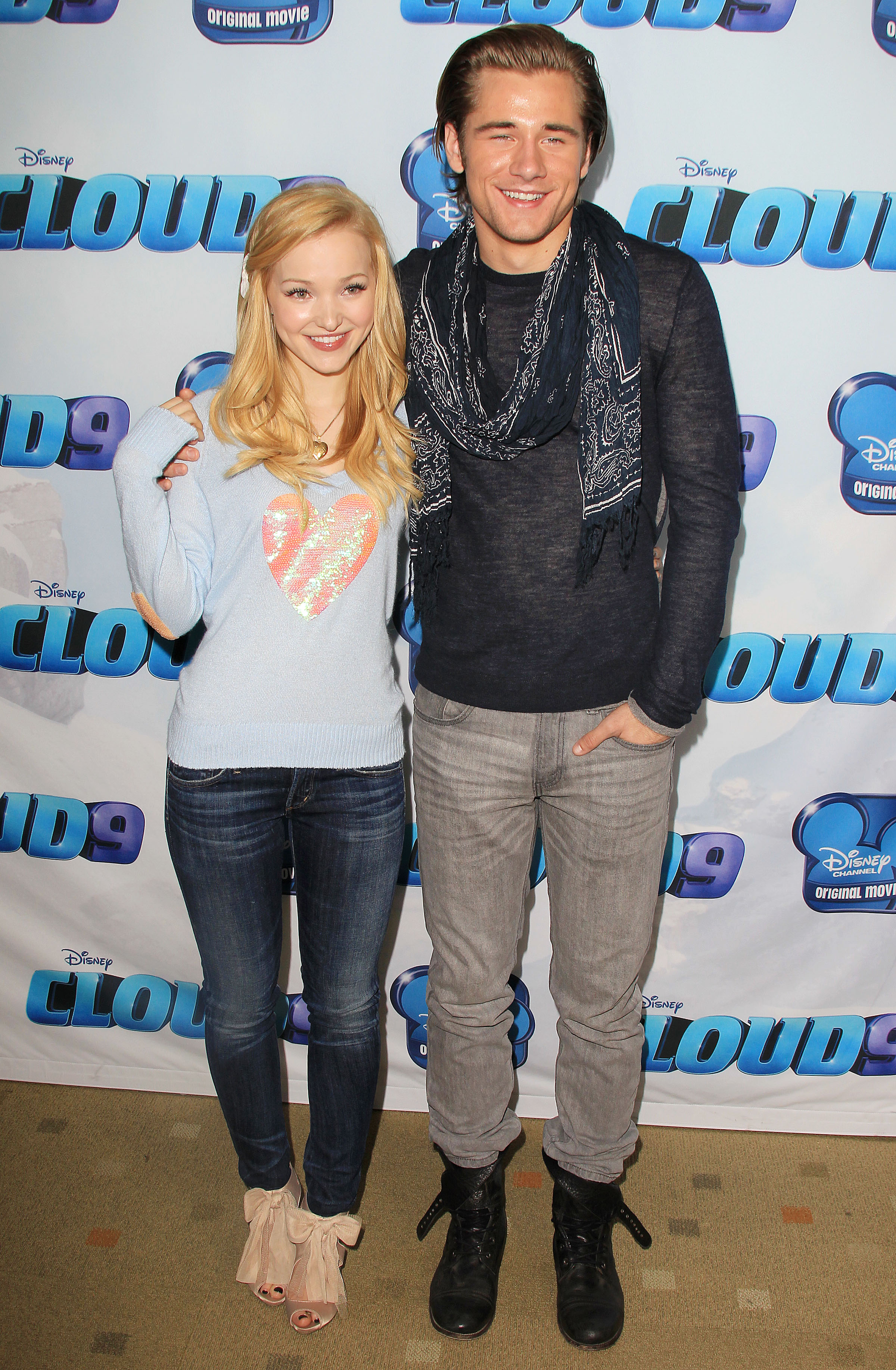 How Tall Is Dove Cameron? Height, Photos With Other Stars