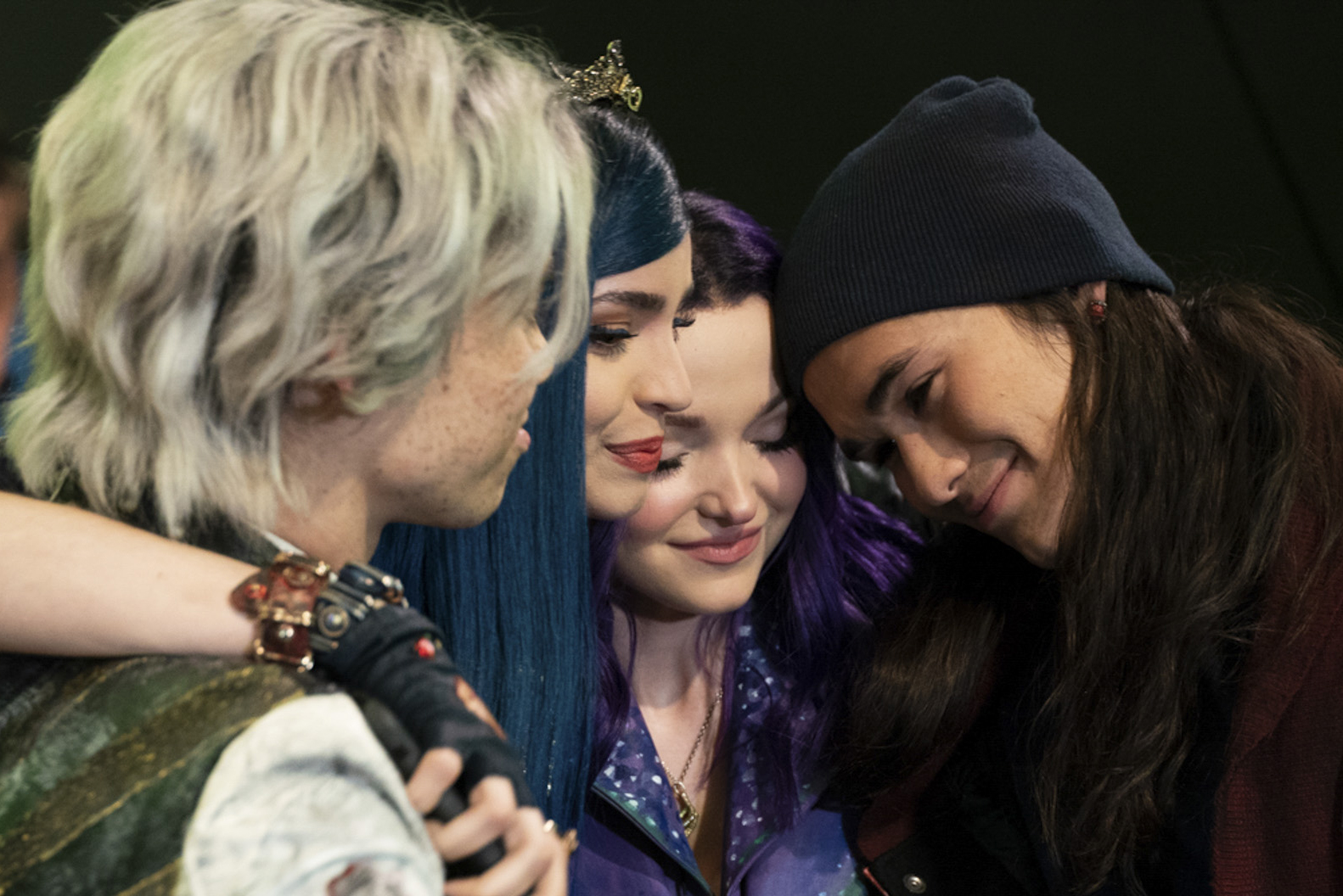 Descendants 3 outlet stream