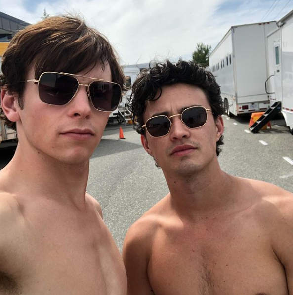 Ross Lynch Porn - Male Celebrity Shirtless Pics: Zac Efron, Noah Centineo And More
