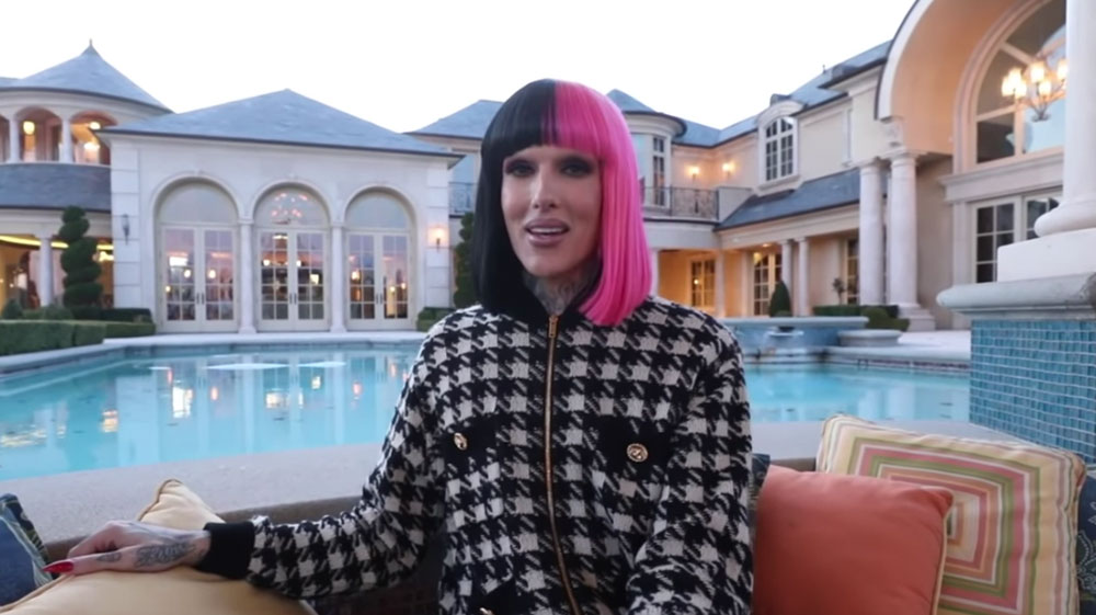 Jeffree Star moved: A look inside his hideous new house – Film Daily