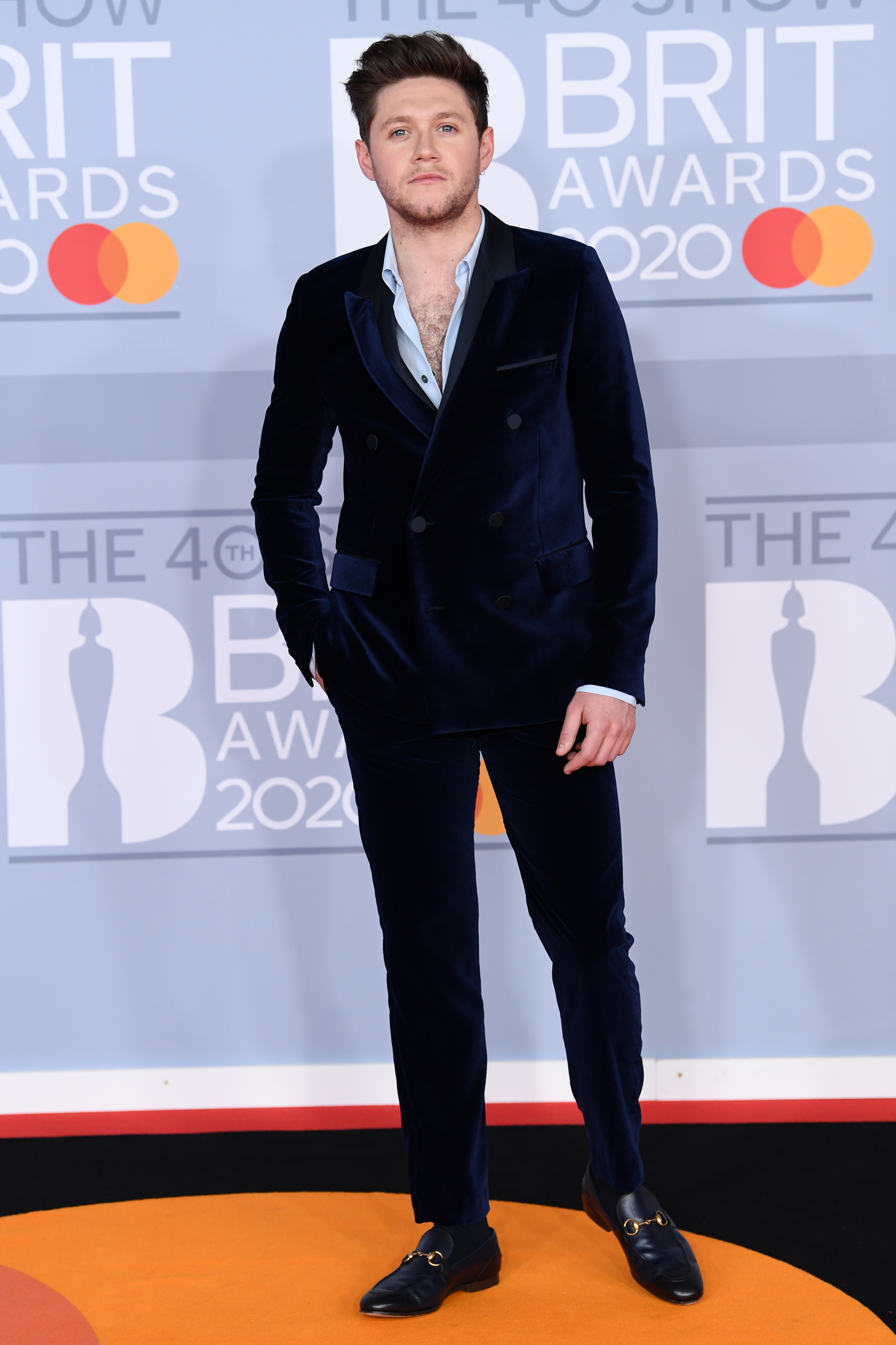 Brit Awards 2020: Red Carpet Photos, Best, Worst Looks, Outfits | J-14