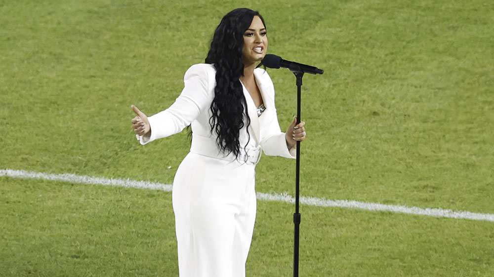 Demi Lovato Sings National Anthem At 2020 Super Bowl ...