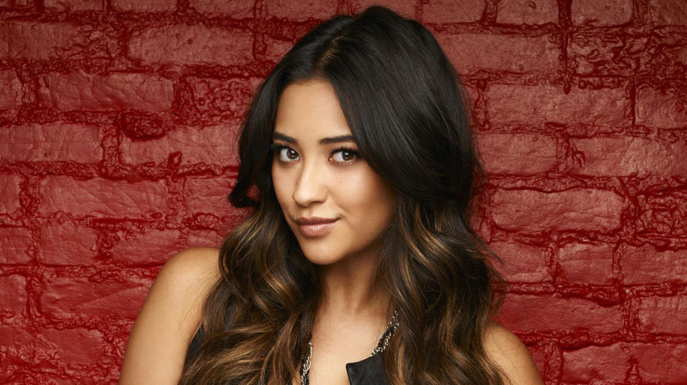 Shay Mitchell 'Proud' Of LGBTQ+ 'Pretty Little Liars' Character