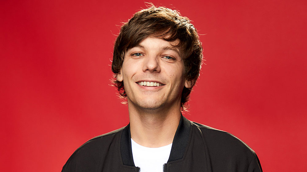 I LOVE LOUIS TOMLINSON EVERY SECOND, EVERY MINUTE, EVERY HOUR