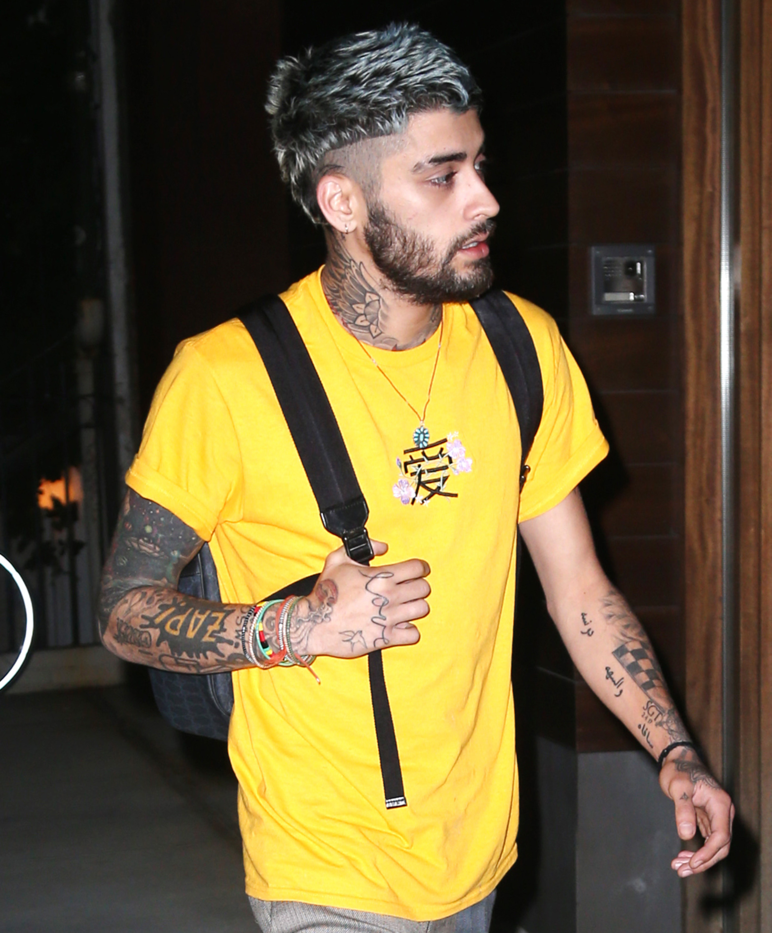 Zayn Brasil on X: Tradução de Yellow Tape: Believe. Versão em