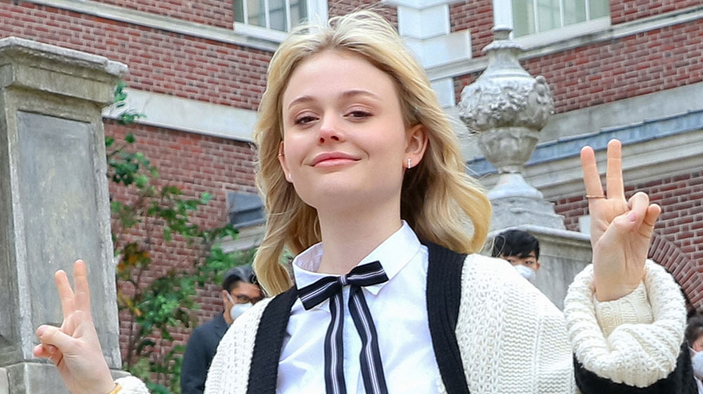 Gossip Girl Reboot Star Emily Alyn Lind Everything To Know