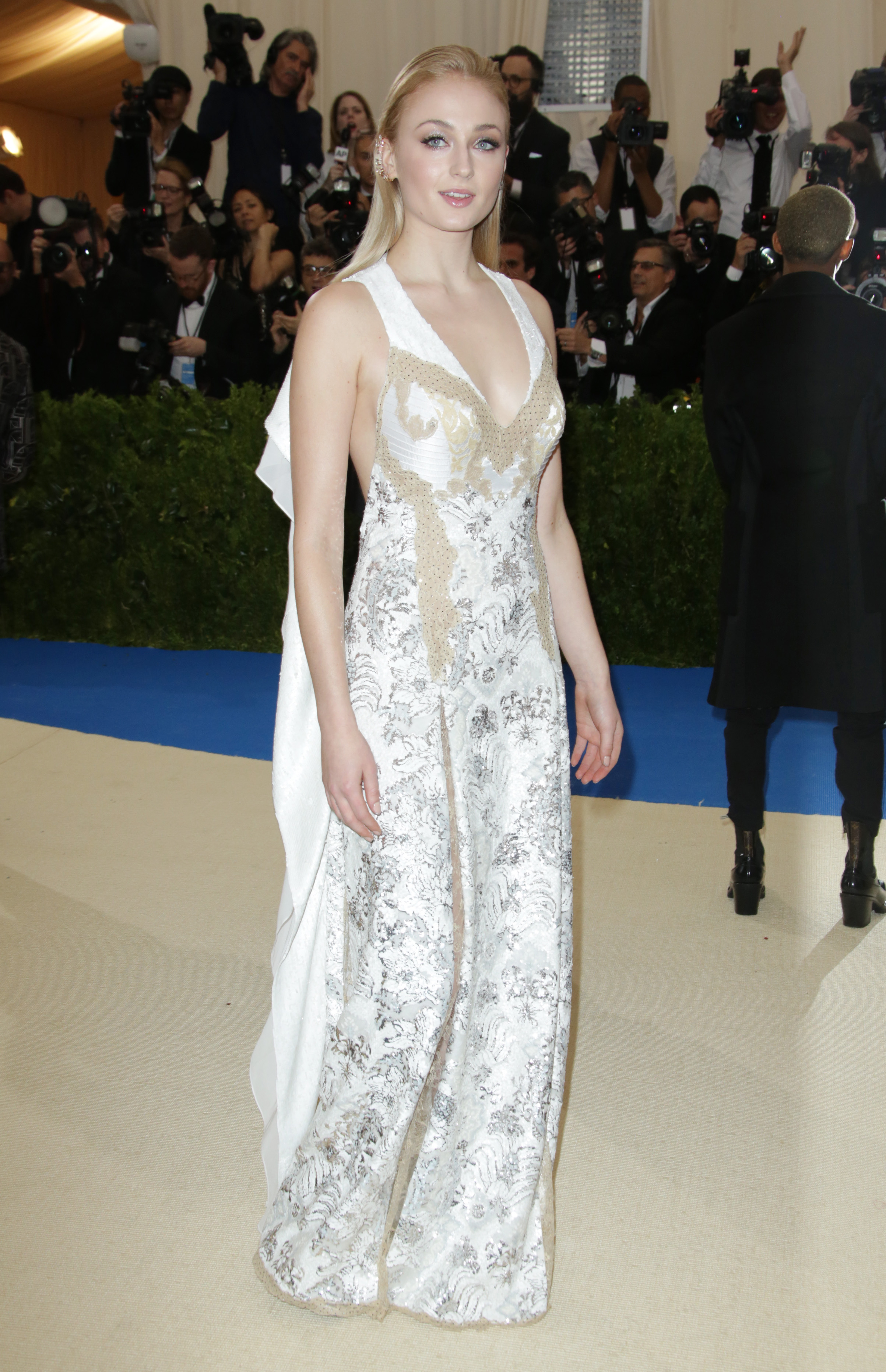Sophie Turner's Louis Vuitton Dress at the Met Gala 2017
