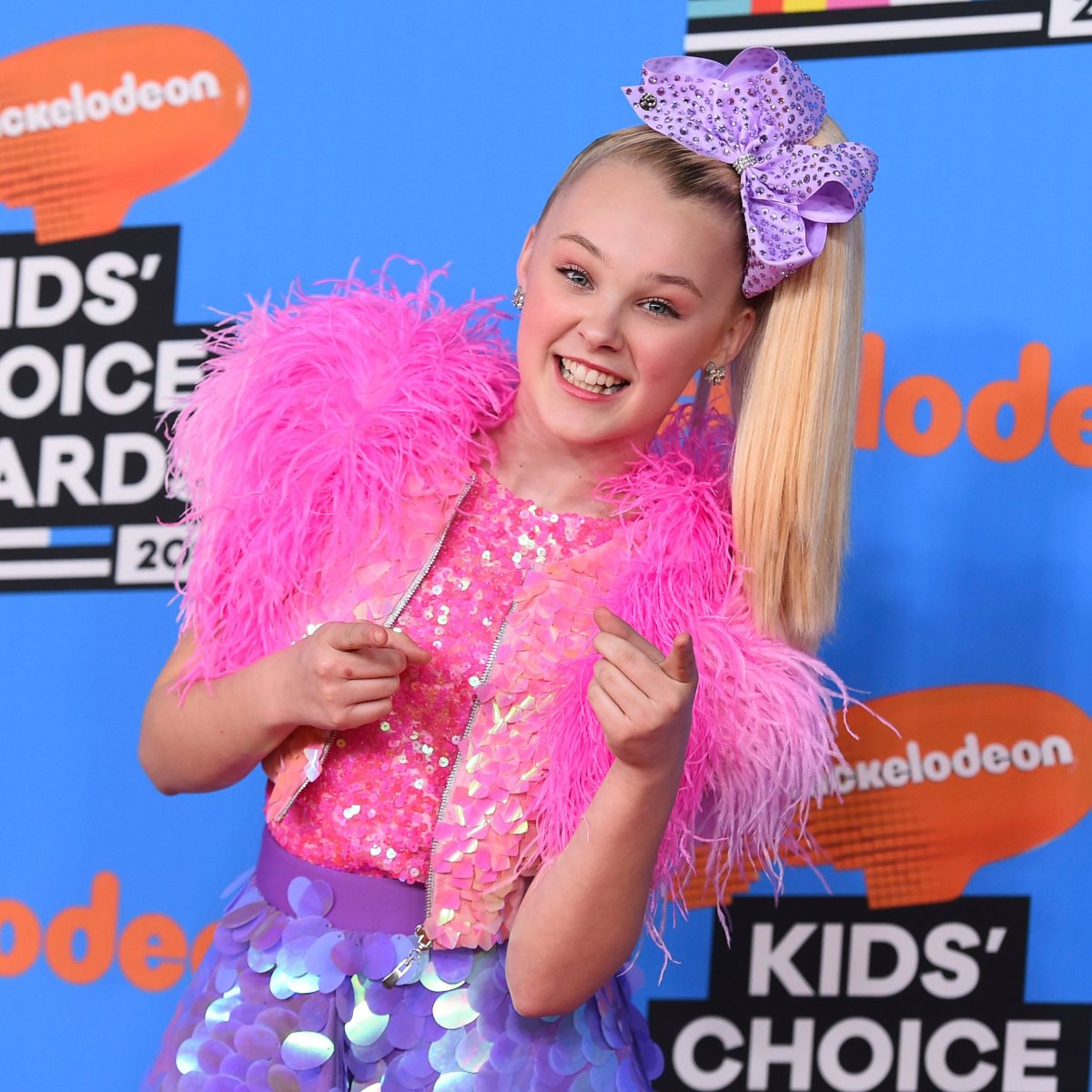 JoJo Siwa's Transformation From 'Dance Moms' to Now in Photos