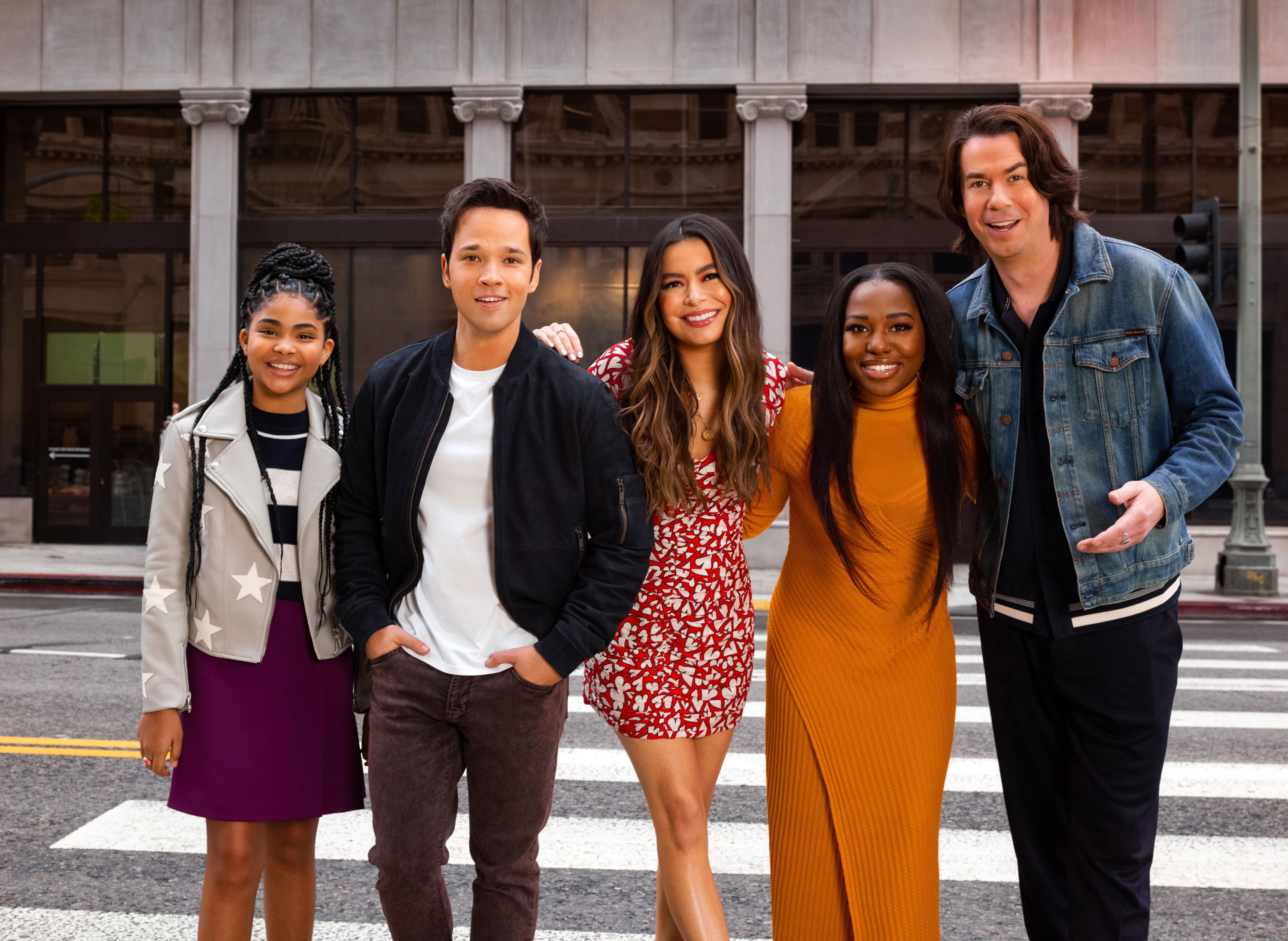 iCarly Reboot What the Stars Have Said About Joining the Show J 14