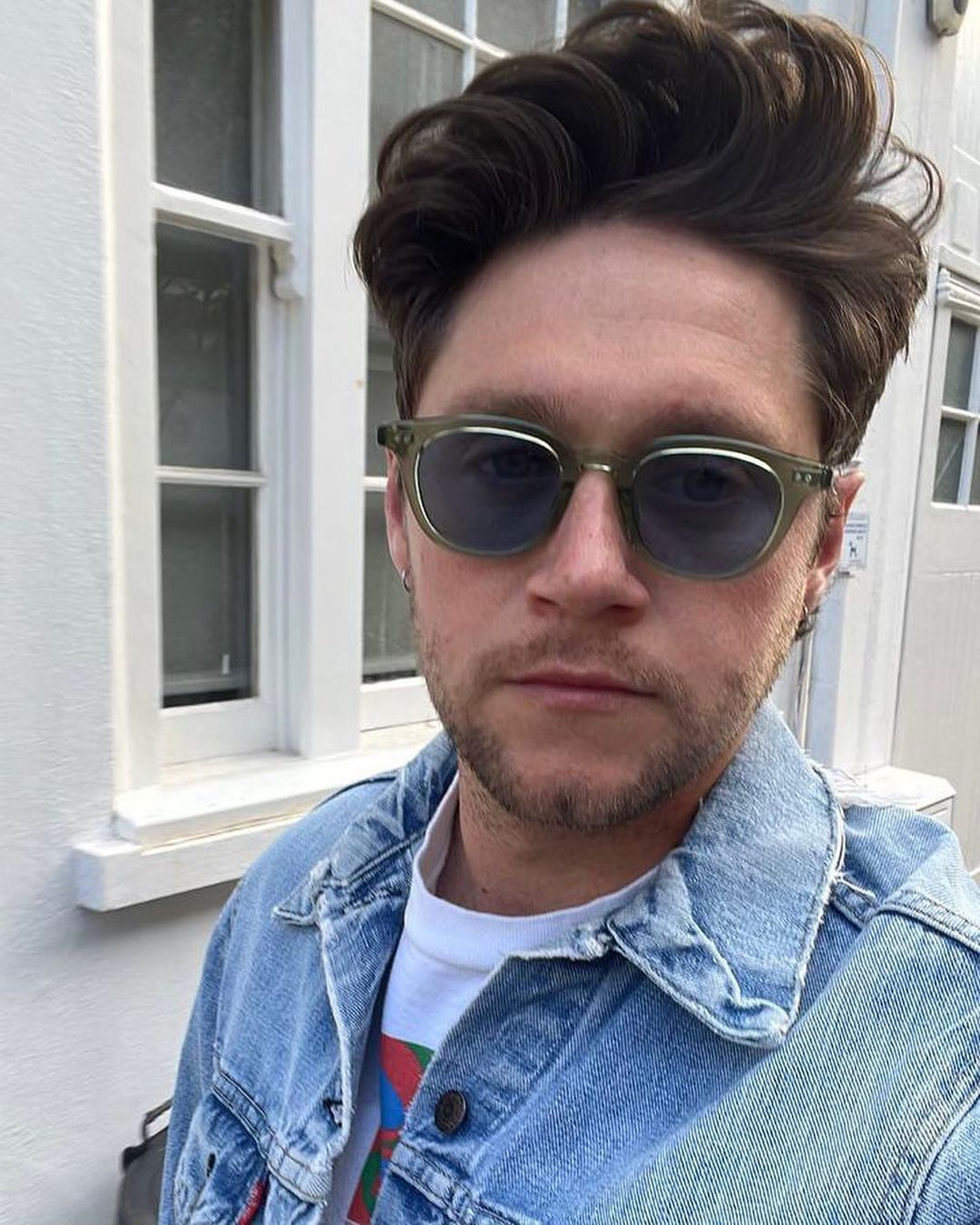 Niall Horan Takes the Best Selfies: See the 1D Singer's Photos | J-14