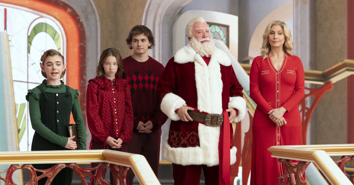 Tim Allen, Daughter Elizabeth AllenDick in 'The Santa Clauses' J14