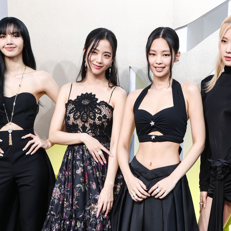 Blackpink Members Dressed Black & Pink And Left Netizens Spellbound