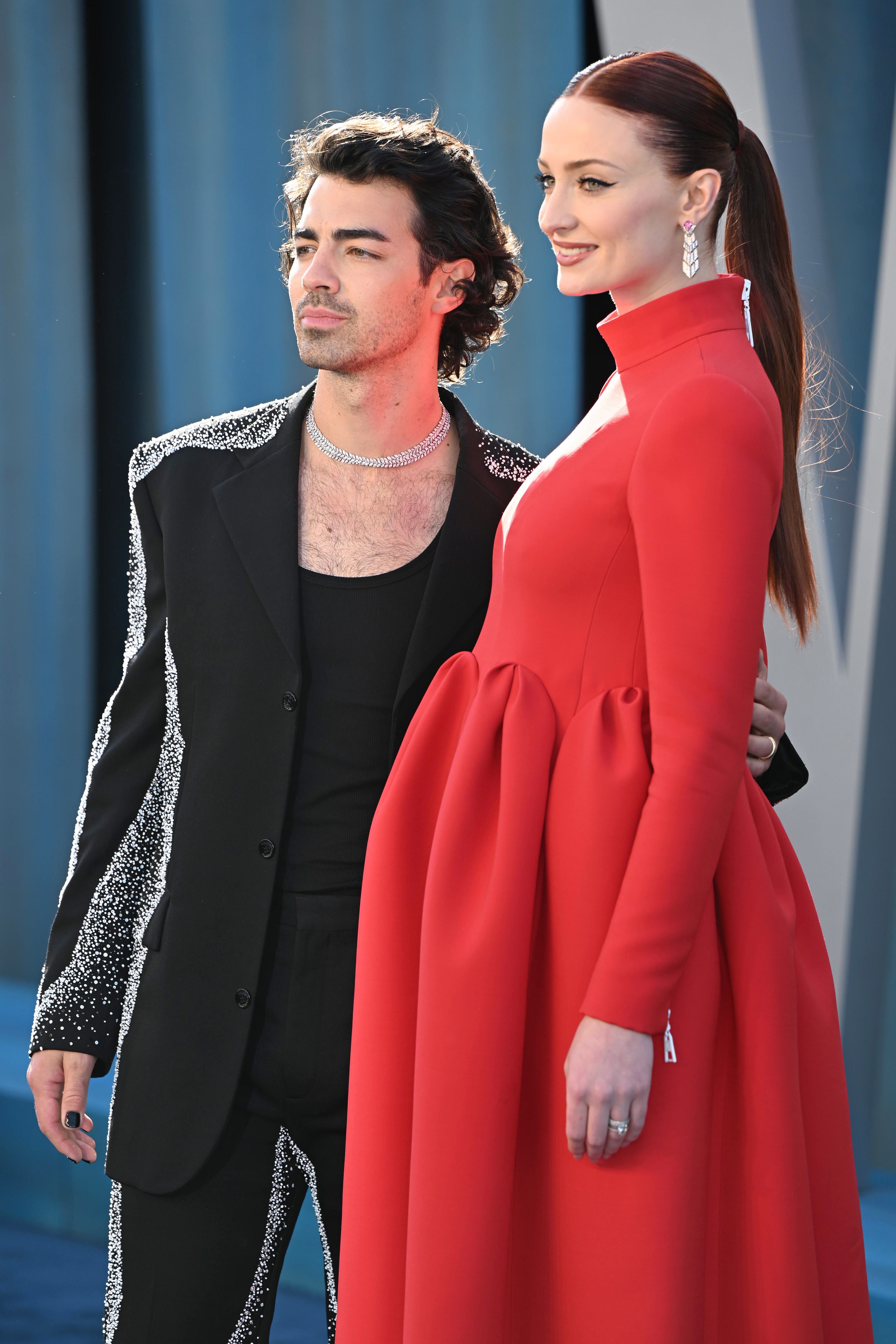 Joe Jonas & Sophie Turner Relationship Timeline – Billboard