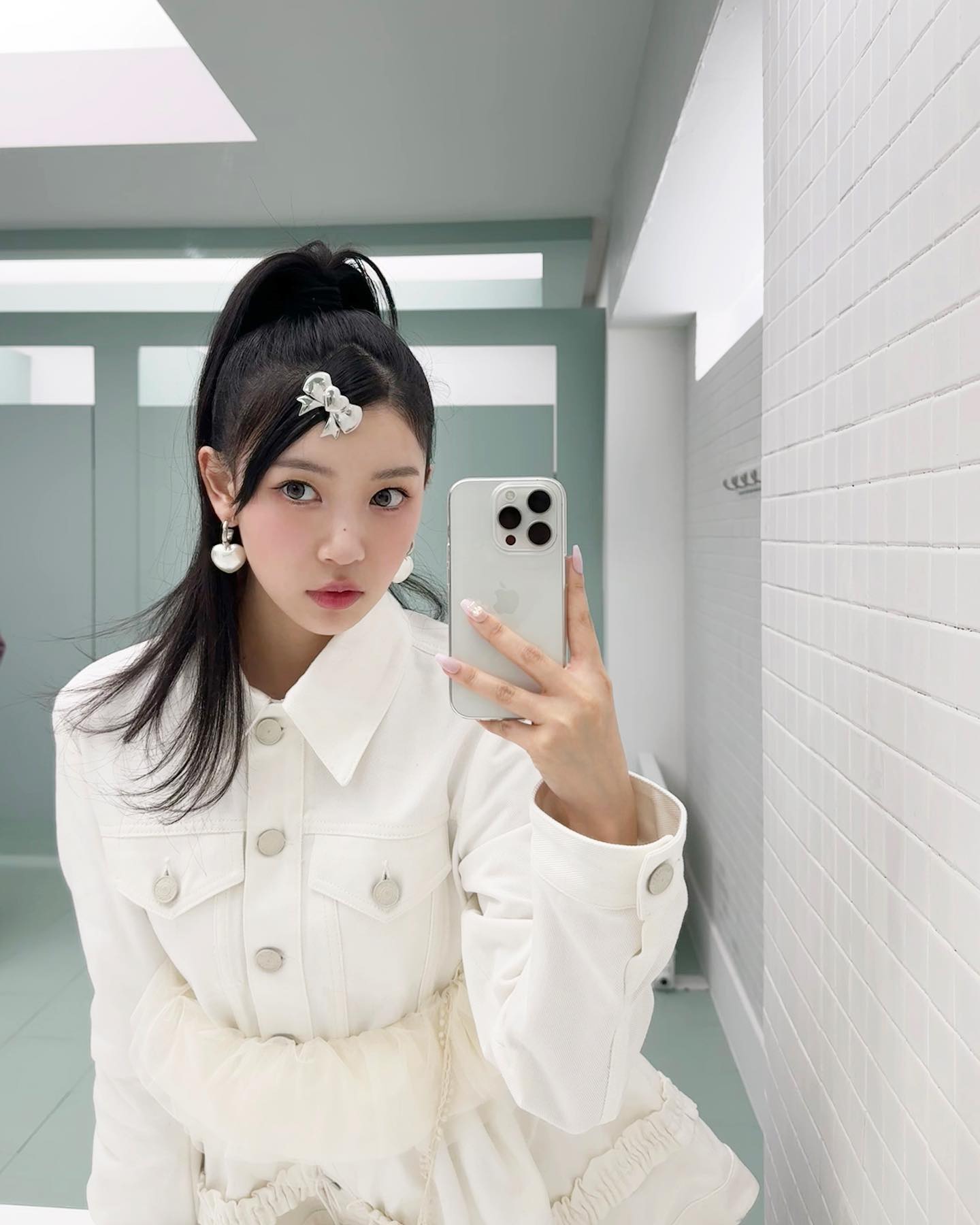 Meet ILLIT's Moka, the Japanese K-Pop Star: Age, Debut Details | J-14